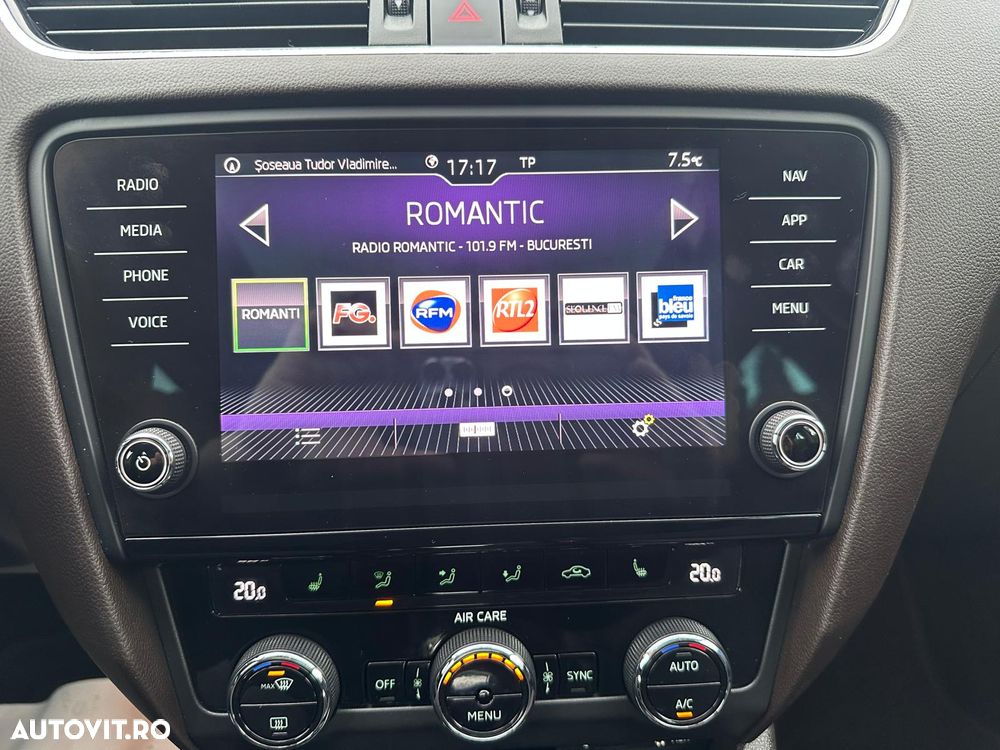 Skoda Octavia 2.0 TDI DSG Style - 19