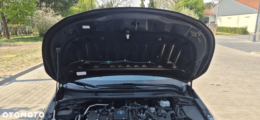 Toyota Corolla 1.8 Hybrid Style - 29