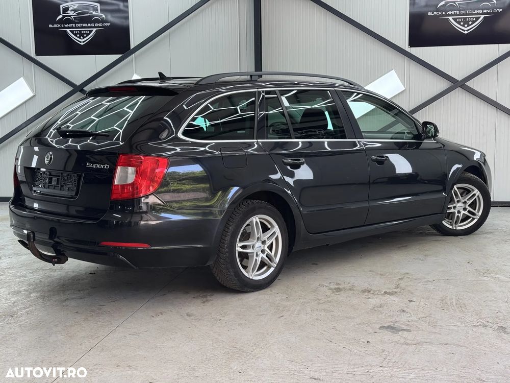 Skoda Superb 2.0 TDI Green tec DSG Exclusive - 8