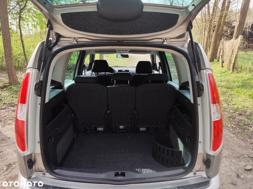 Skoda Roomster - 8