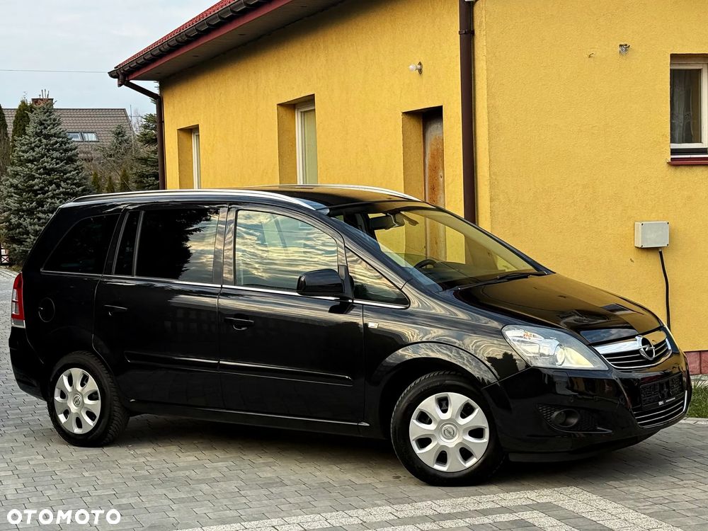 Opel Zafira - 13