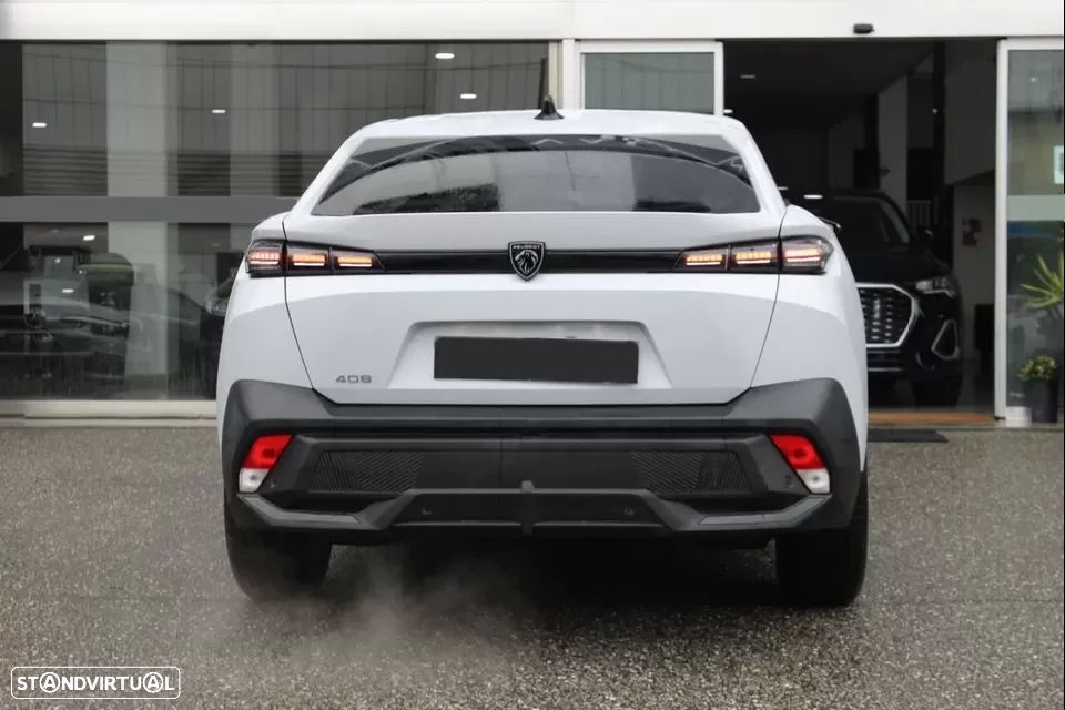 Peugeot 408 1.2 PureTech Allure EAT8 - 25