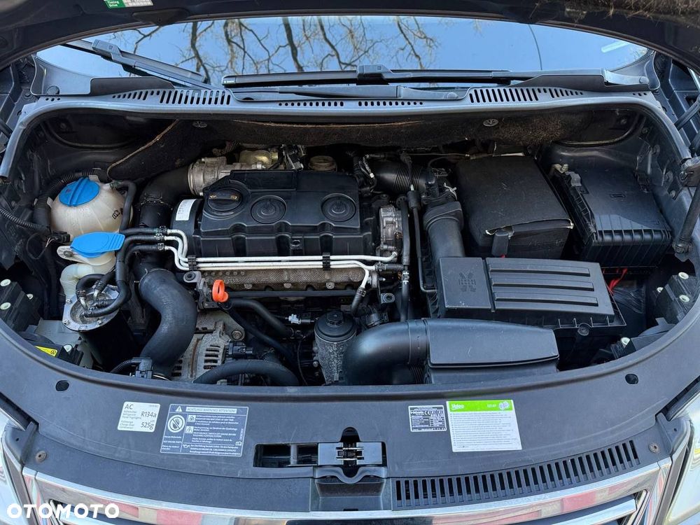 Volkswagen Touran 1.9 TDI Highline - 34