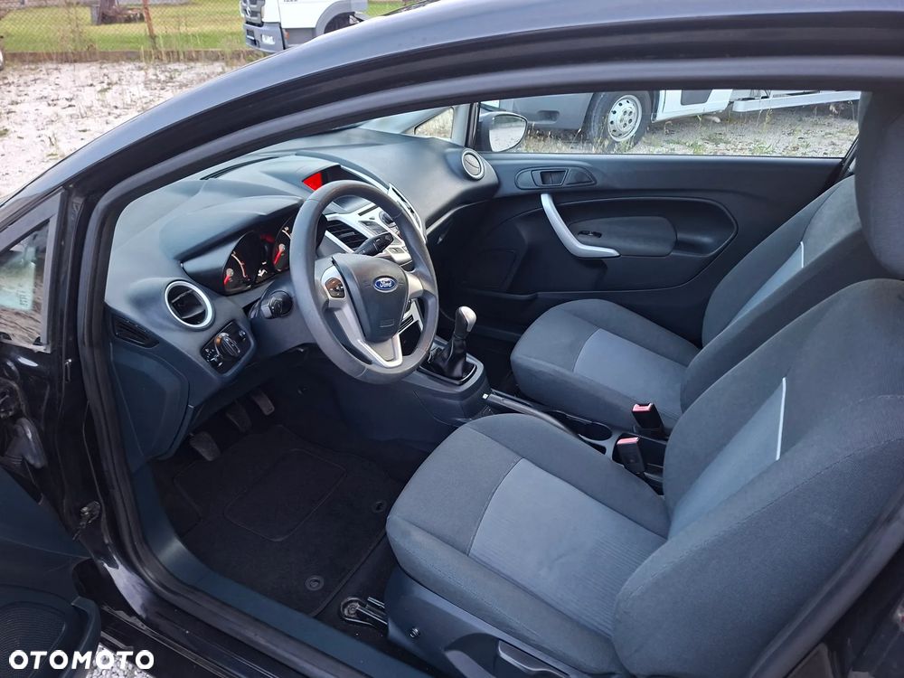 Ford Fiesta 1.25 Champions Edition - 3