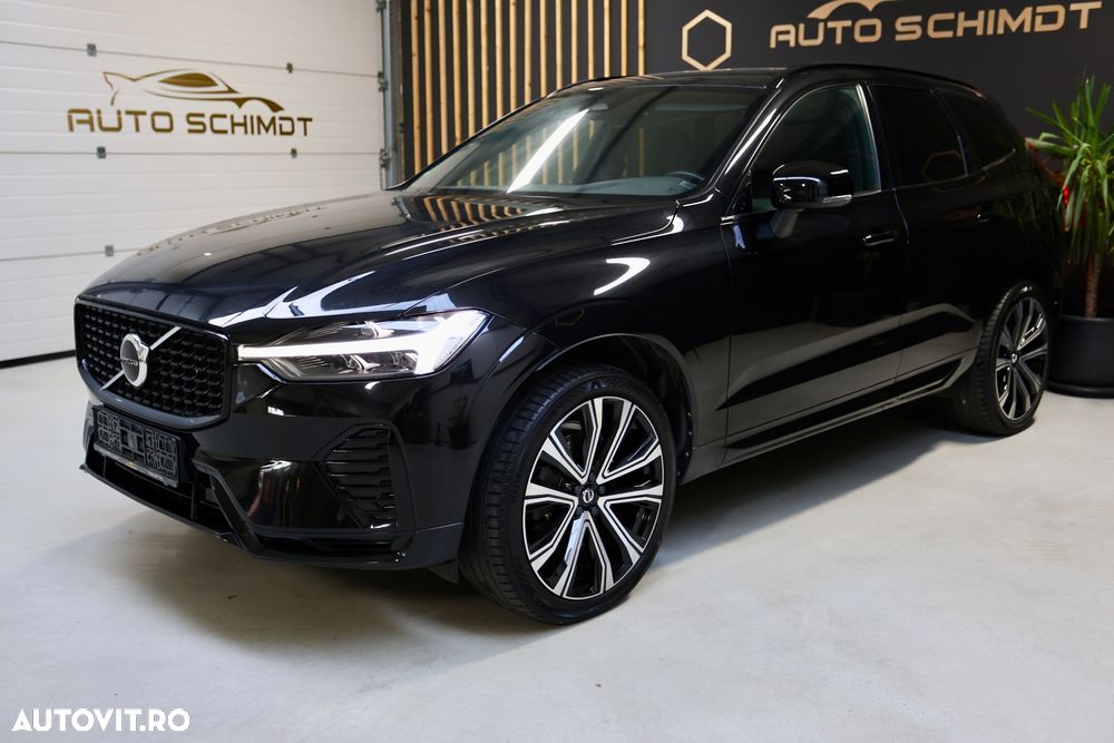 Volvo XC 60 B4 MHEV AWD R-Design - 38