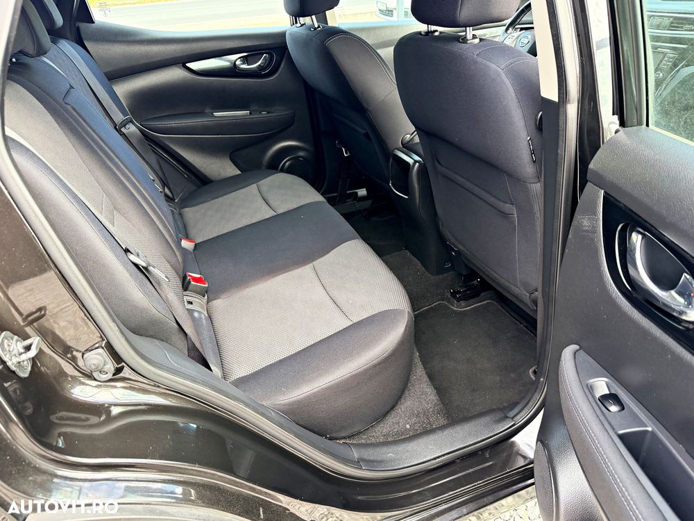 Nissan Qashqai 1.5 DCI TEKNA - 17