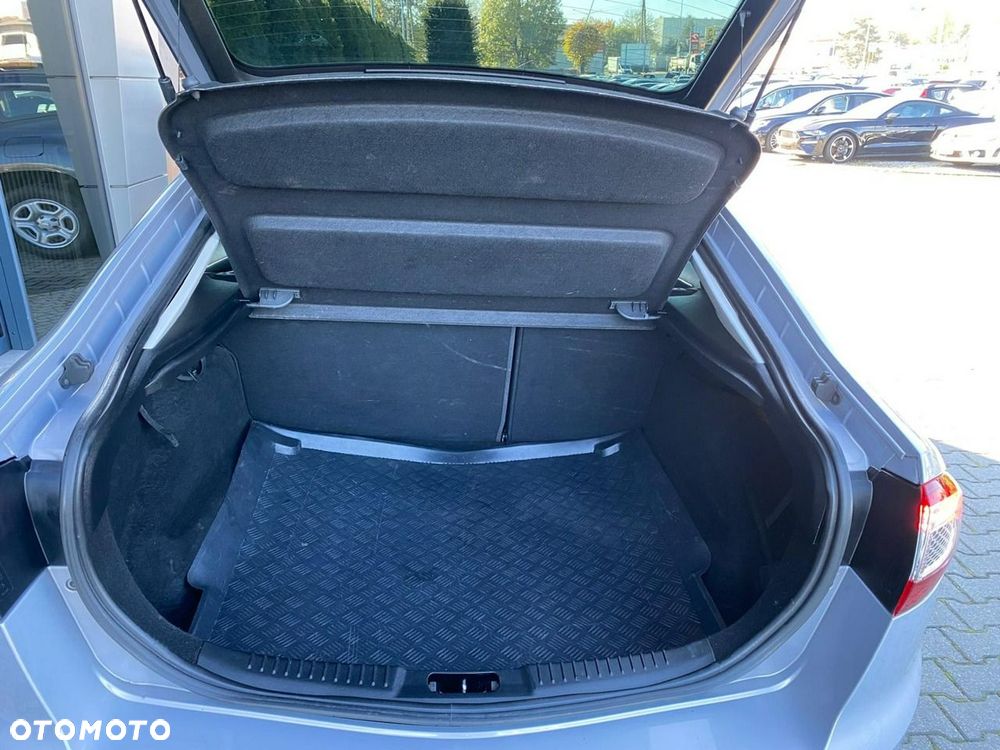Ford Mondeo - 7