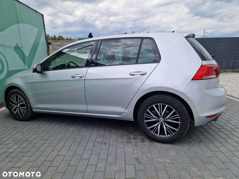 Volkswagen Golf 1.2 TSI BlueMotion Technology Allstar - 26