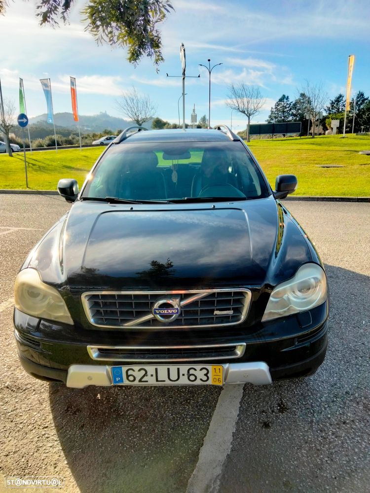Volvo XC 90 2.4 D5 7L R-Design AWD 215g Geartronic - 1