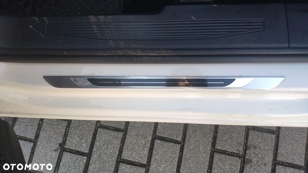 Volkswagen CADDY MAXI - 15