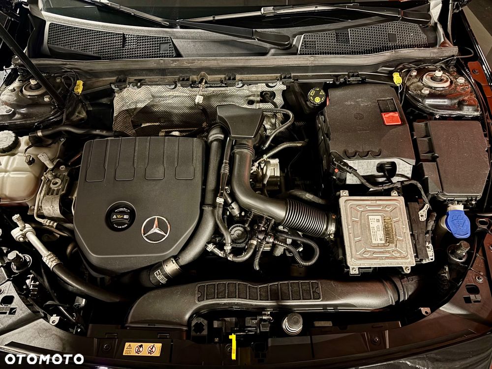 Mercedes-Benz CLA 200 AMG Line 7G-DCT - 13