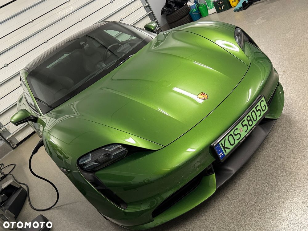Porsche Taycan - 5
