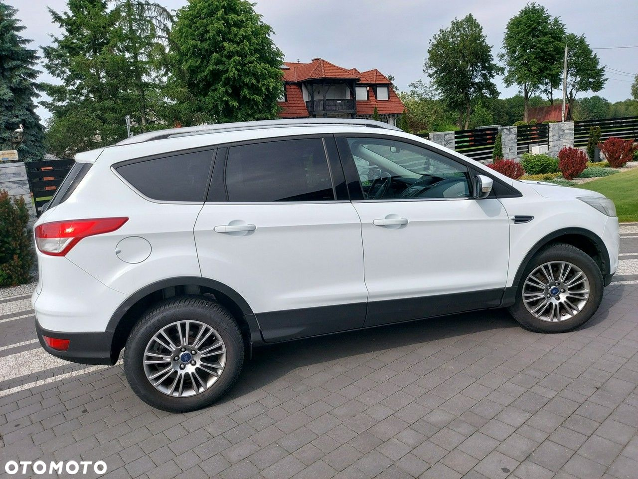 Ford Kuga - 6