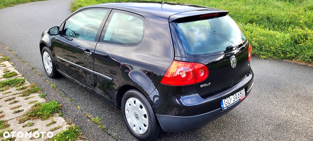 Volkswagen Golf V 1.6 Comfortline - 5