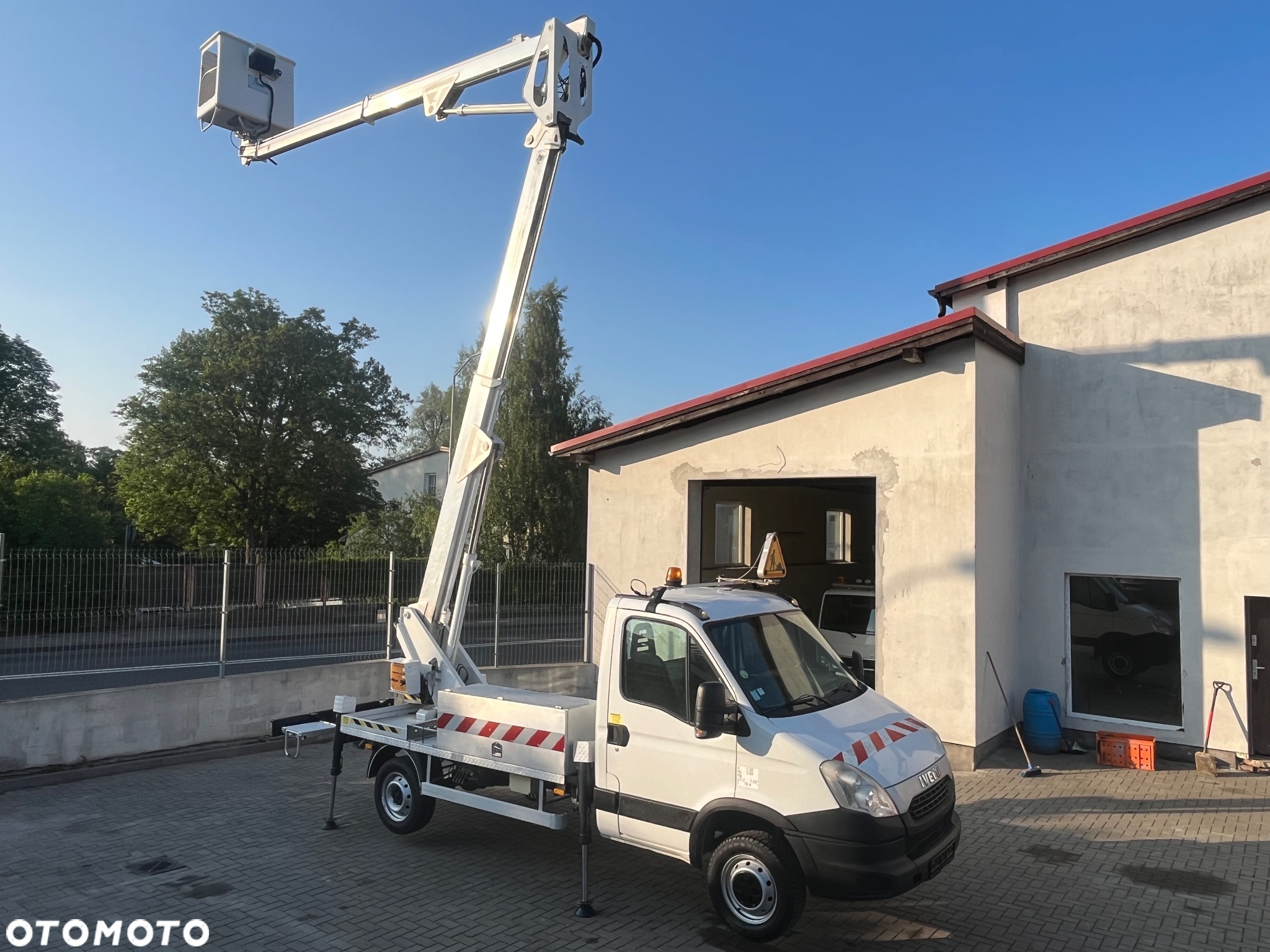 Iveco Podnośnik koszowy Izolowany Kosz Multitel mx170 17 metrów 10 w Bok Zwyżka jak Ruthmann Gsr Wumag - 24
