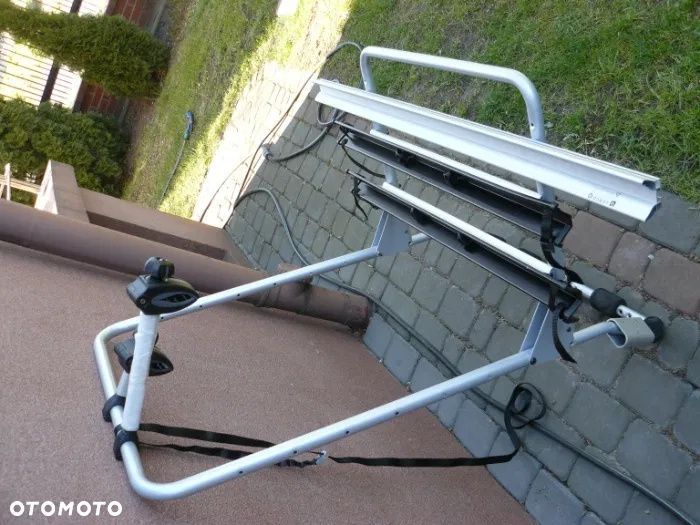 Bagażnik rowerowy na tylną klape na 3 rowery Thule Back Pack alu kluc - 3