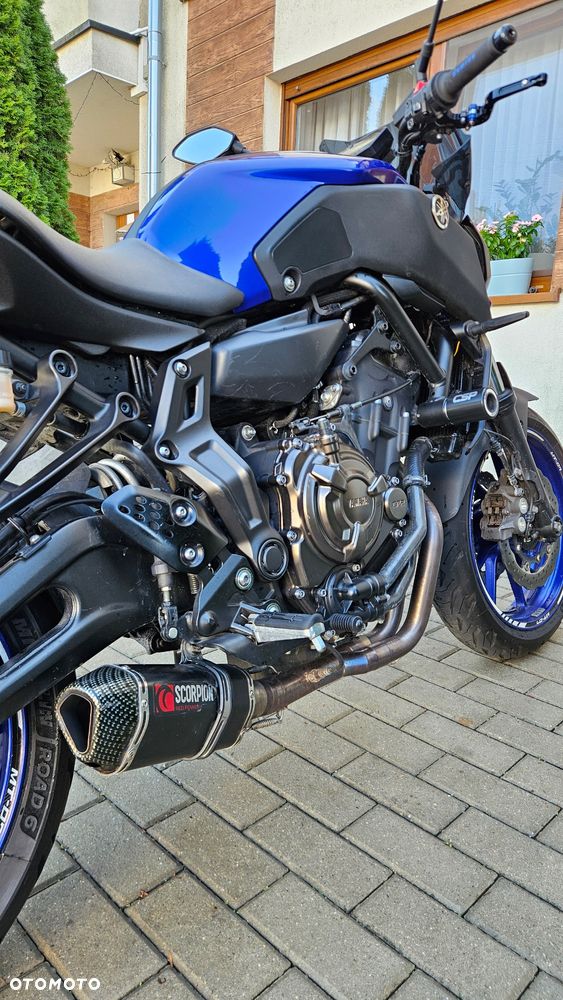 Yamaha MT - 4