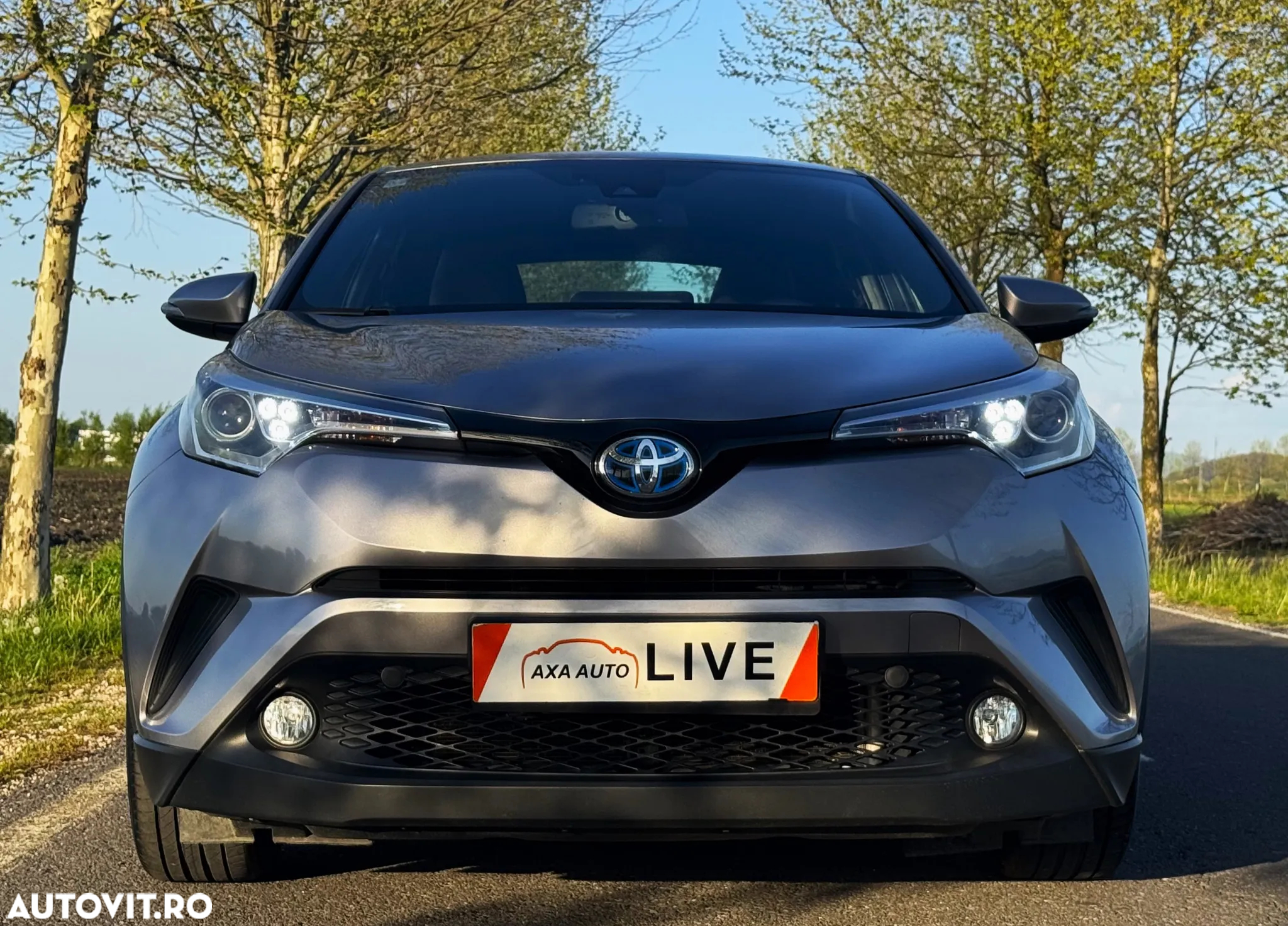 Toyota C-HR Hybrid Business-Edition - 2