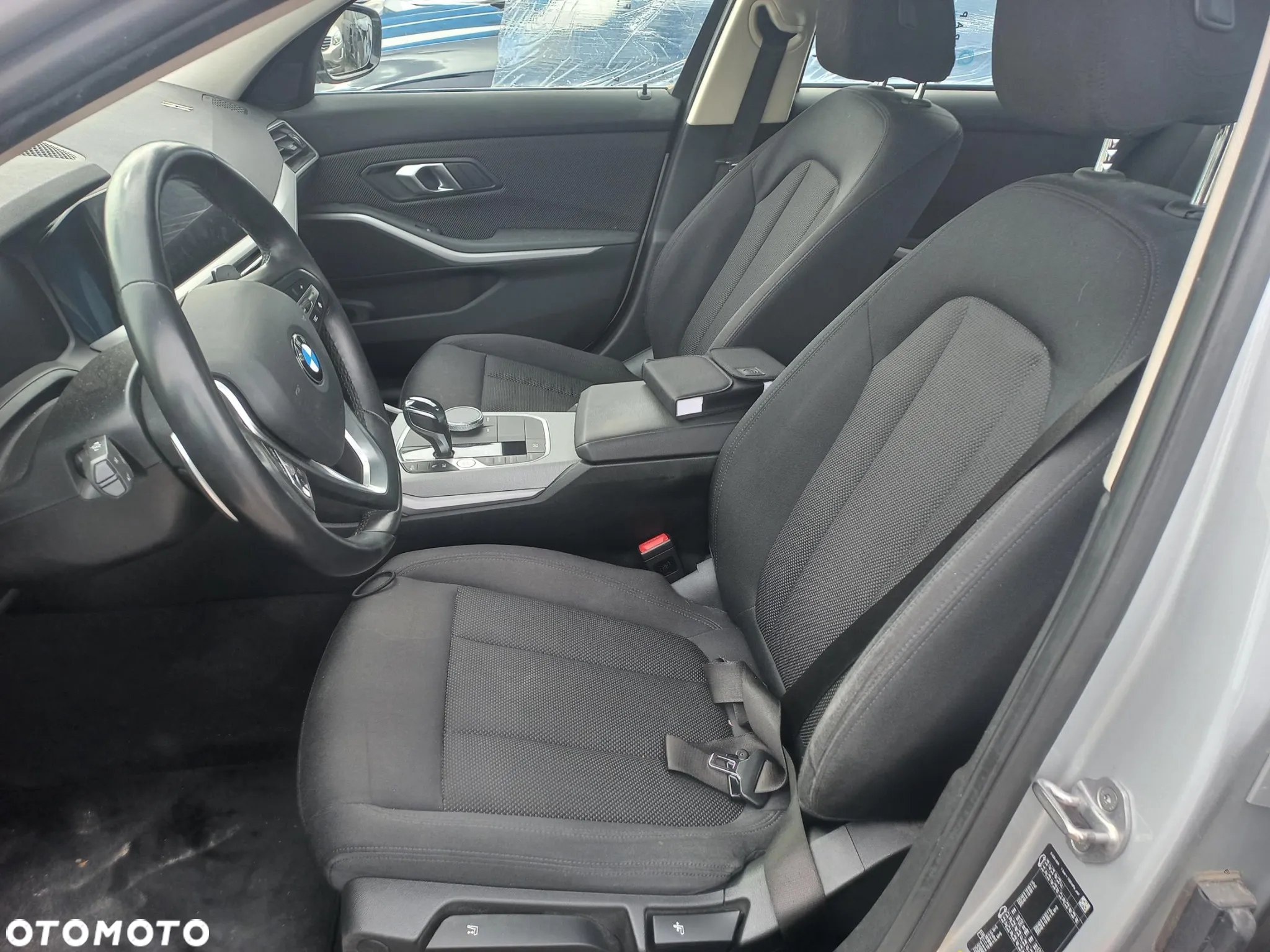BMW Seria 3 330e Touring Advantage - 7