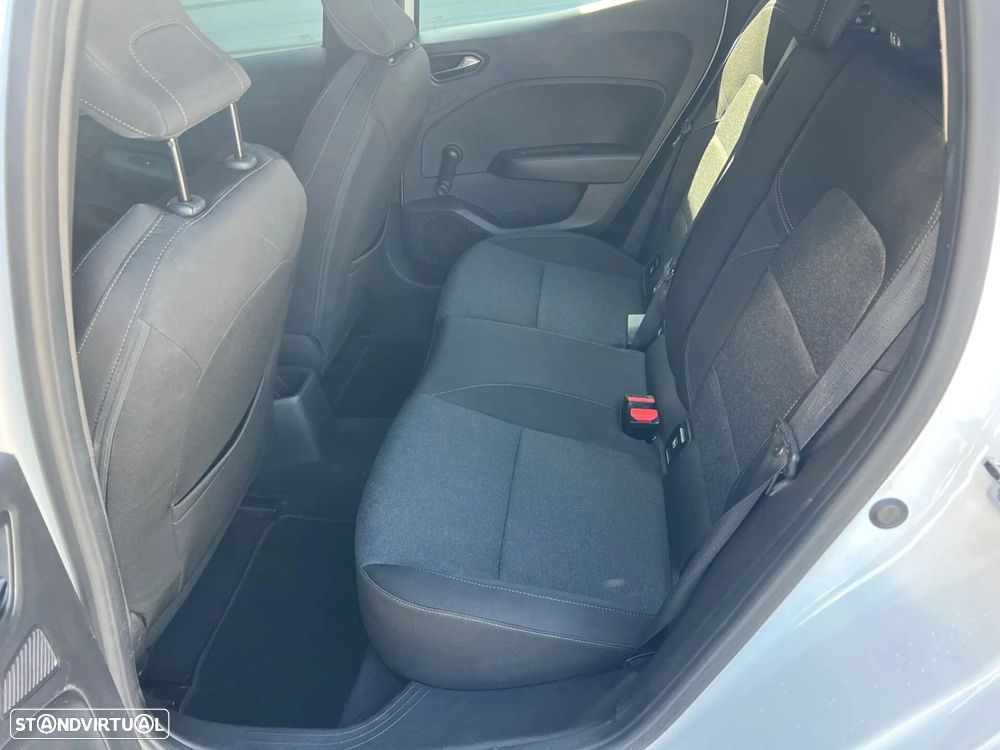 Renault Clio 1.0 TCe Exclusive - 27