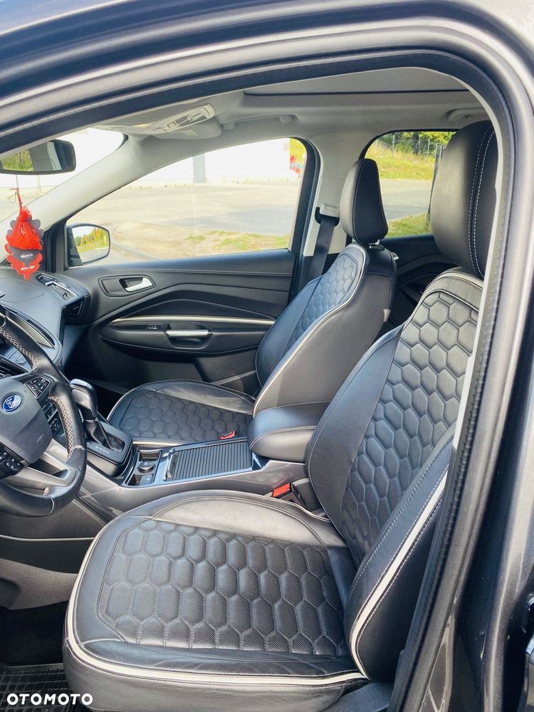 Ford Kuga - 8