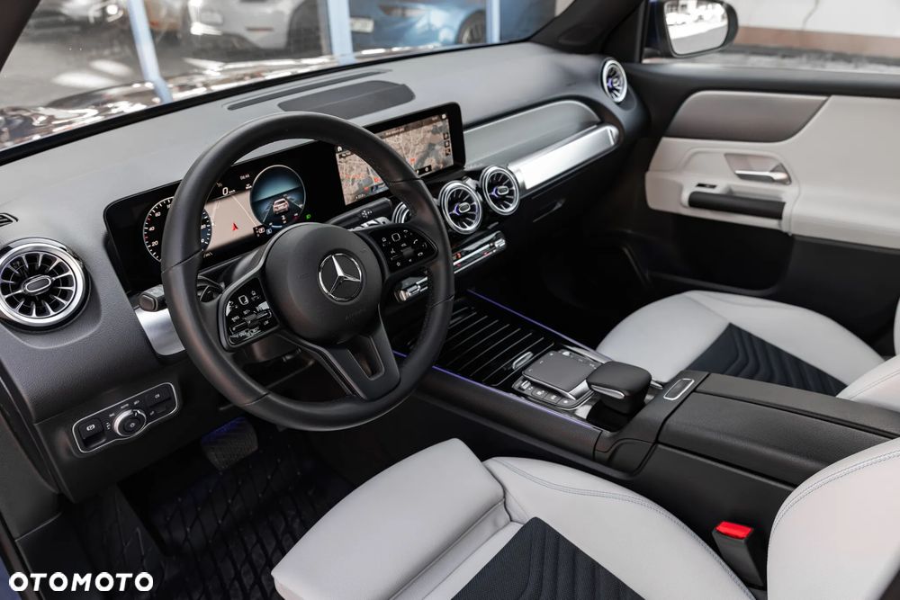 Mercedes-Benz GLB 200 Style 7G-DCT - 16