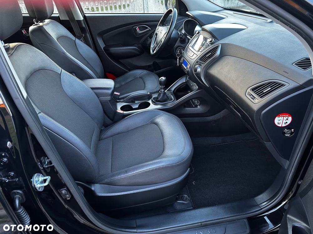 Hyundai ix35 1.6 2WD Fifa World Cup Edition - 26