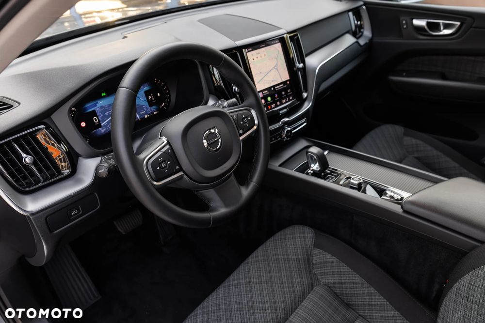 Volvo XC 60 B4 B Core - 19