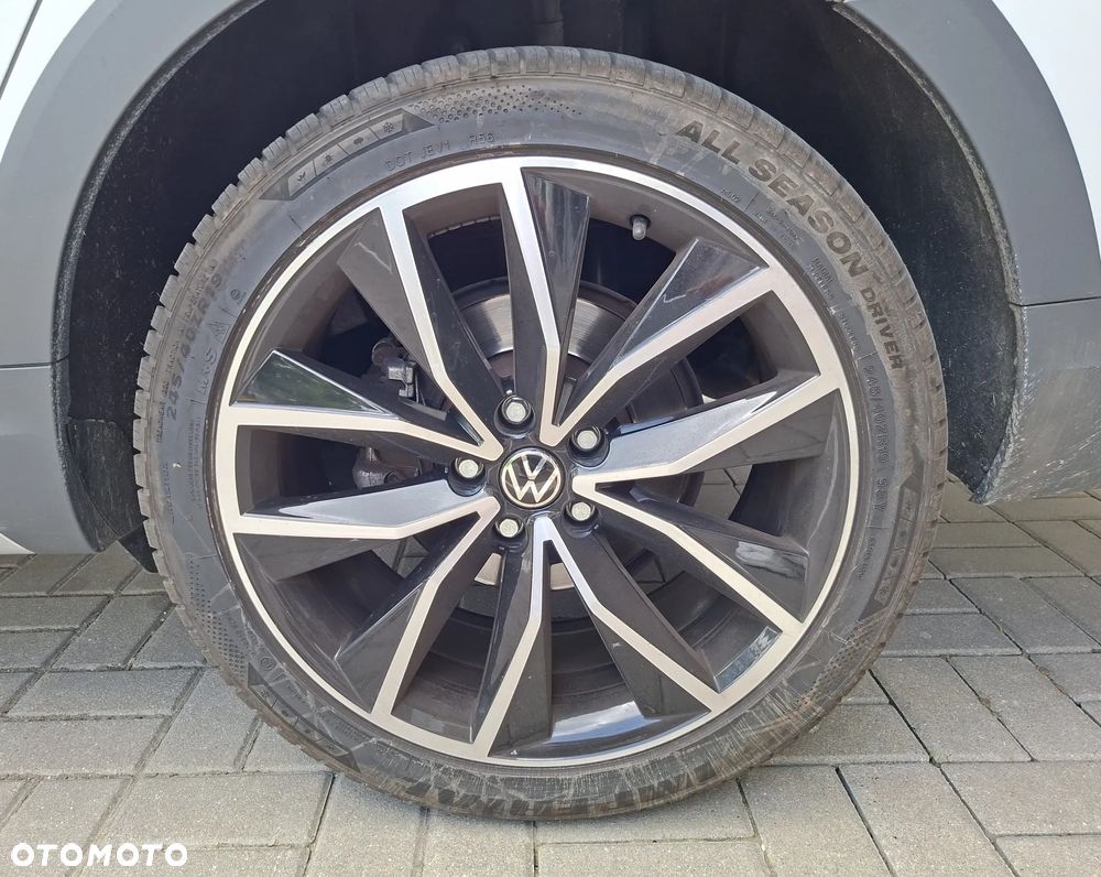 Volkswagen Passat - 14
