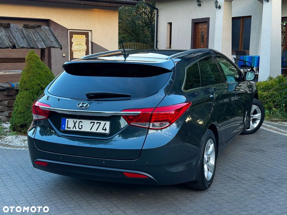 Hyundai i40 1.7 CRDi Comfort + - 5