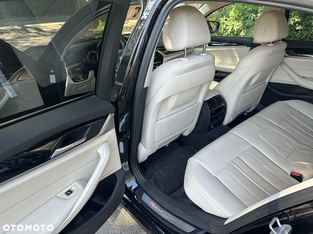 BMW Seria 5 - 22