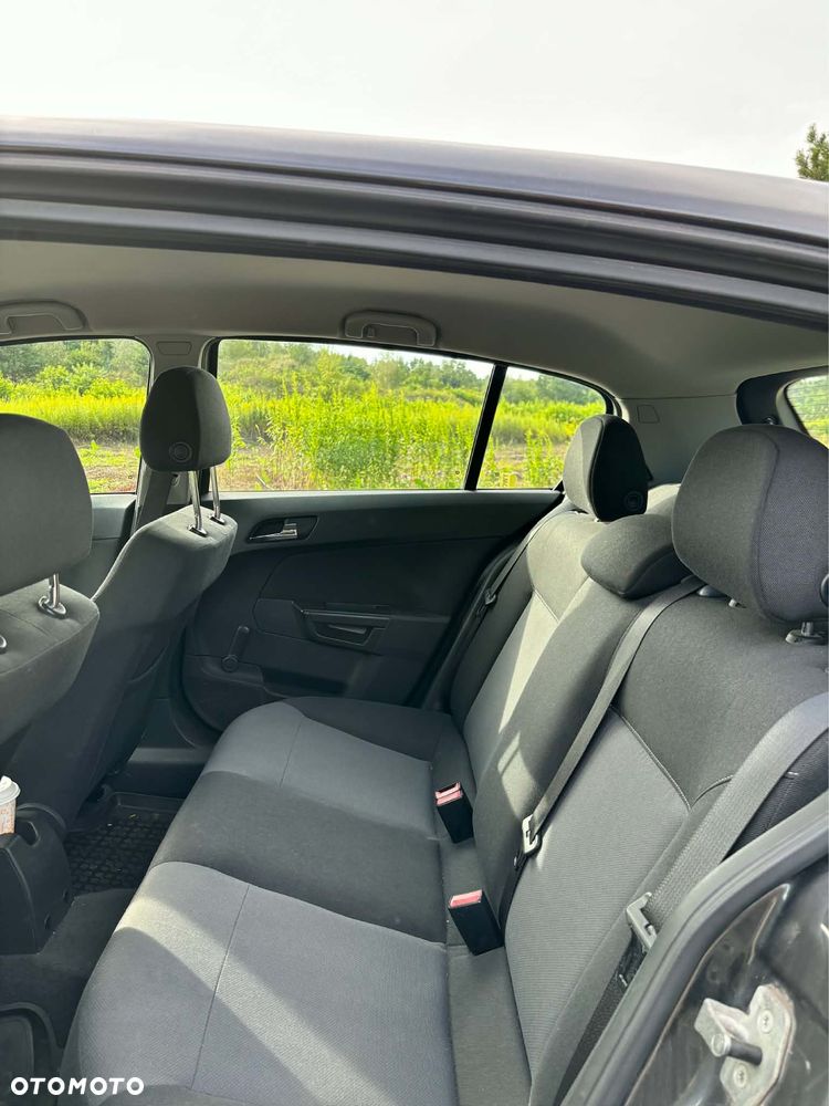 Opel Astra 1.4 - 5