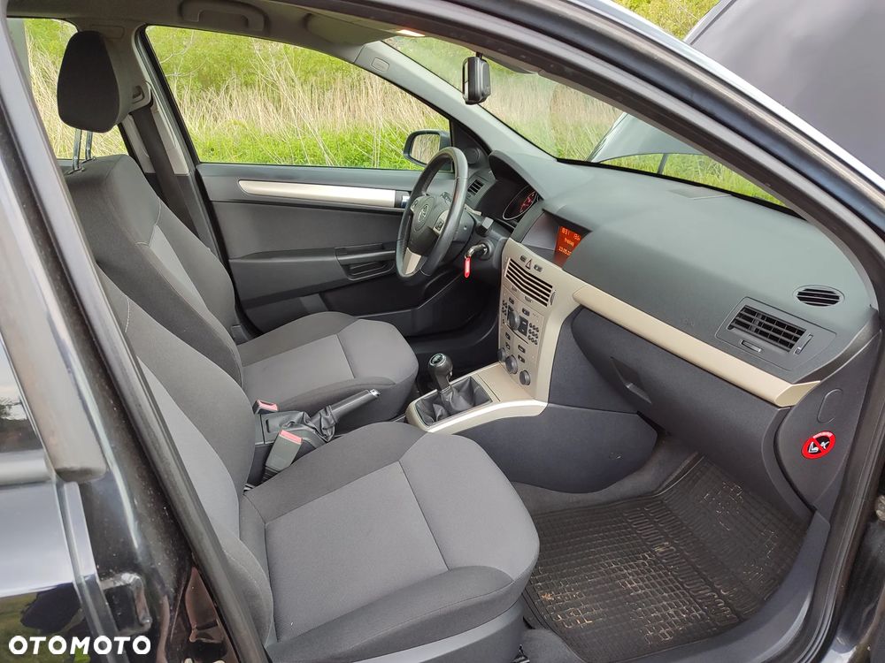Opel Astra 1.8 - 24