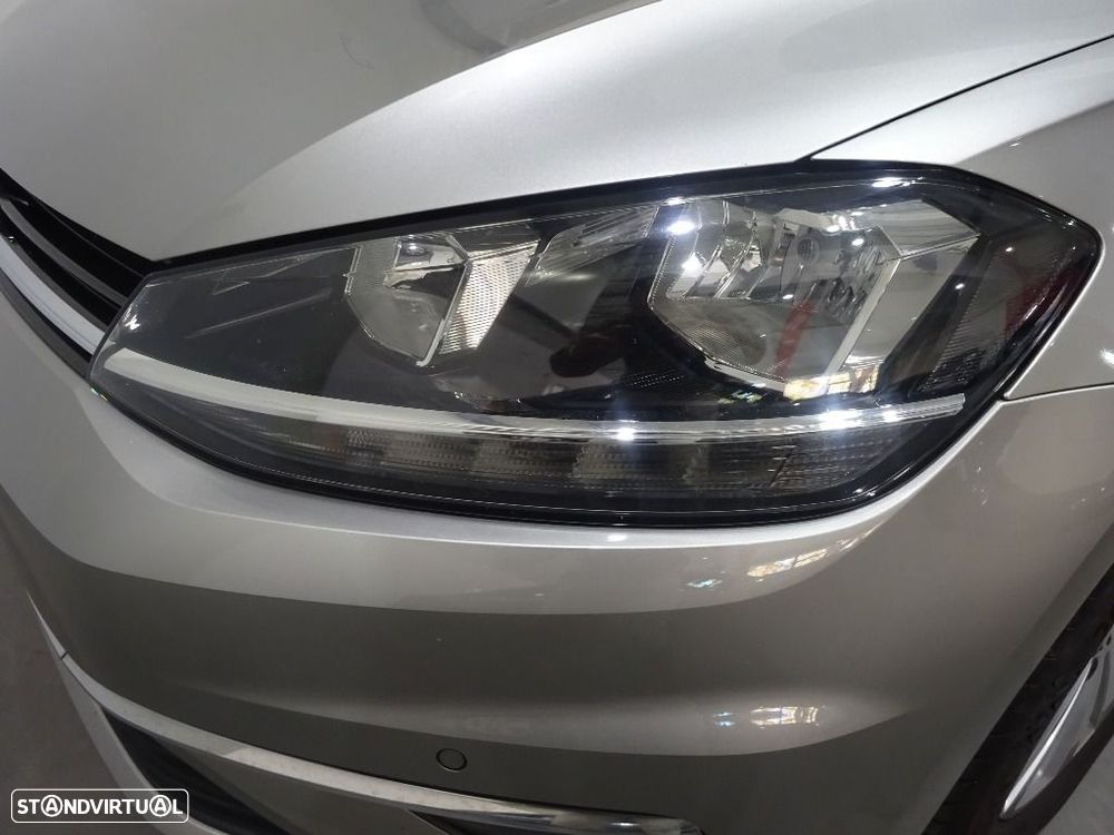 VW Golf Variant 1.6 TDi Confortline - 31