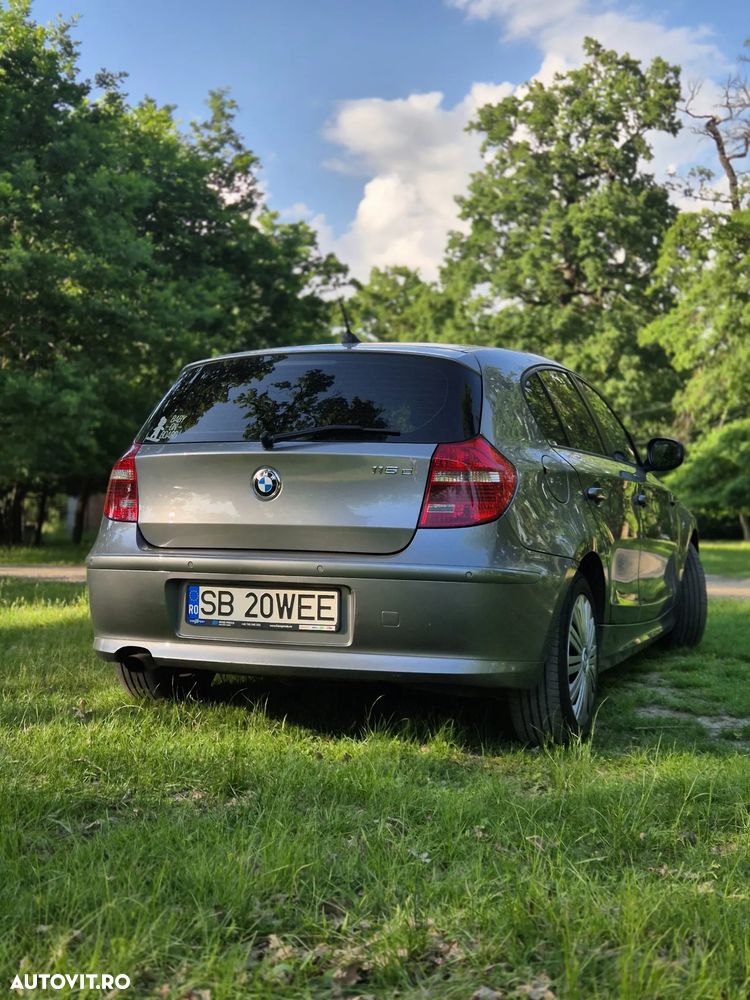 BMW Seria 1 116d - 14