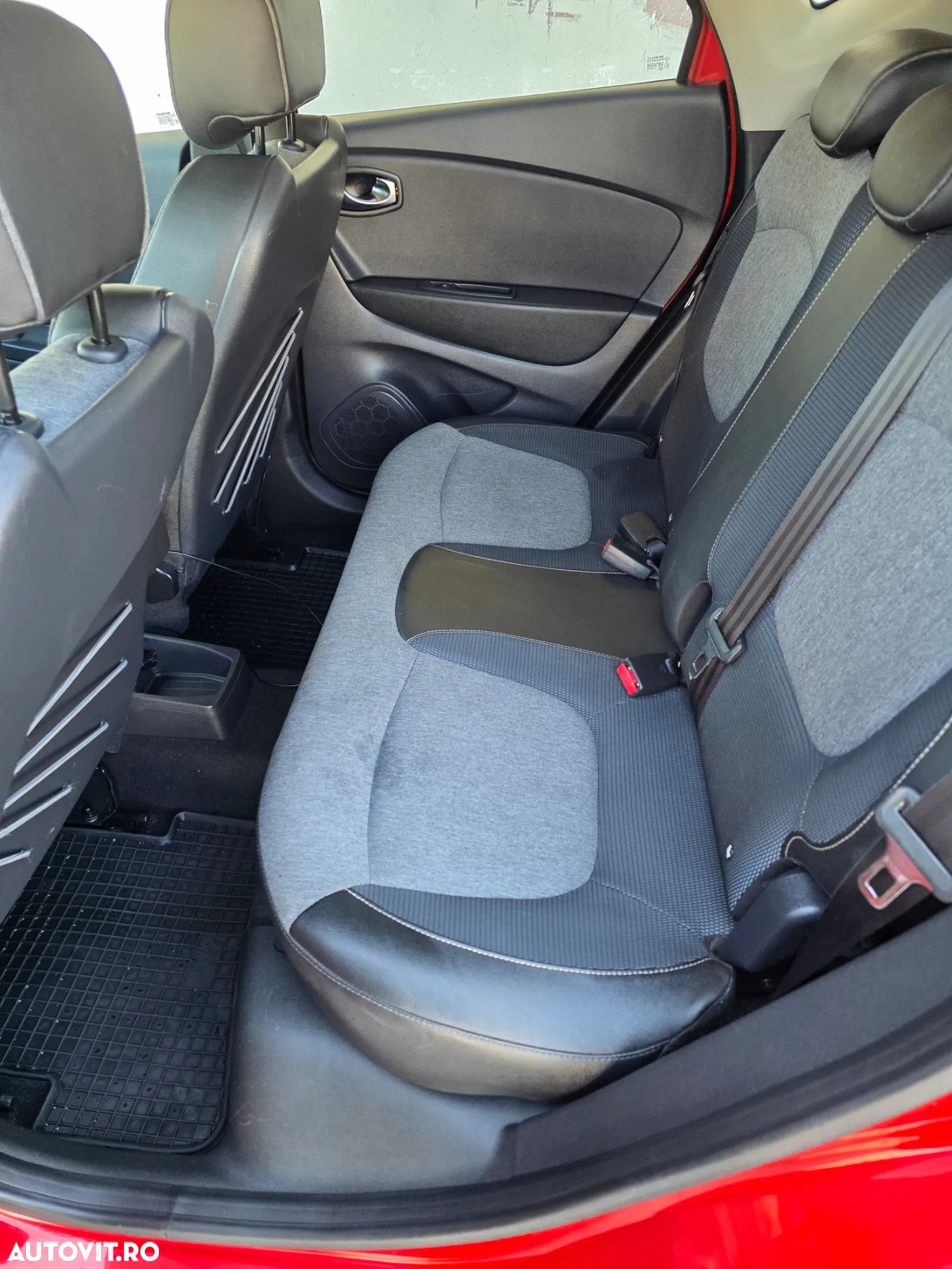 Renault Captur (ENERGY) TCe 90 INTENS - 26