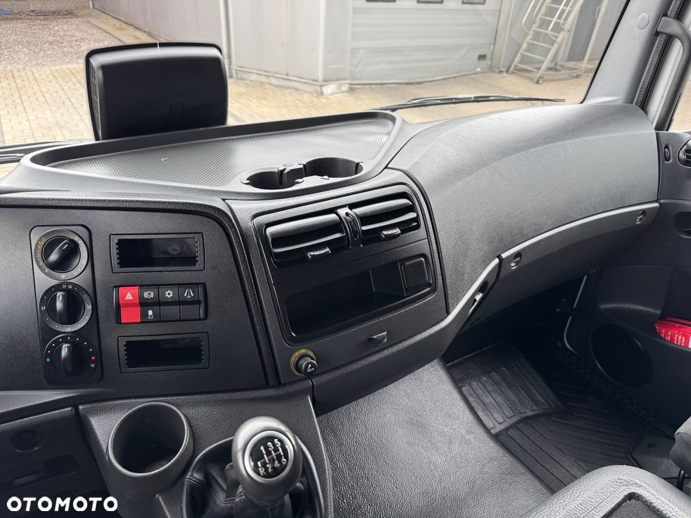 Mercedes-Benz ATEGO - 29