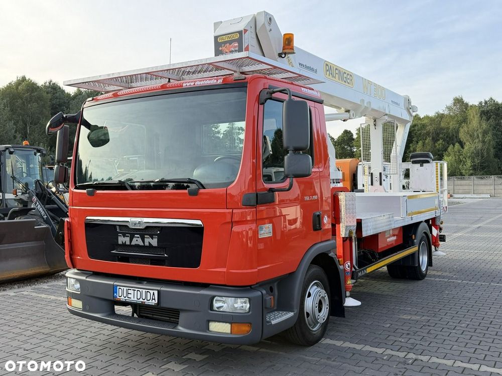 MAN TGL 7.150 Zwyżka Wumag-Palfinger WT300 wysięg 30m-bok 20m+Pilot - 7