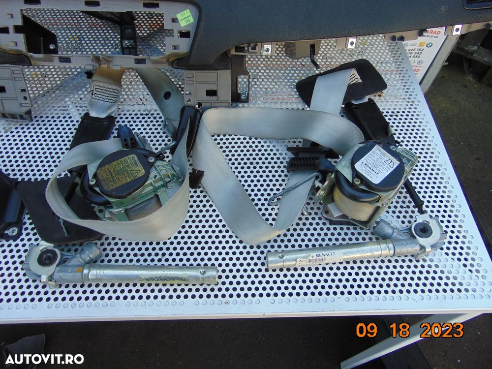 Plansa Bord Renault scenic  an 2009-2016 airbag sofer pasager centuri fata modul airbag-uri dezmembrez - 10