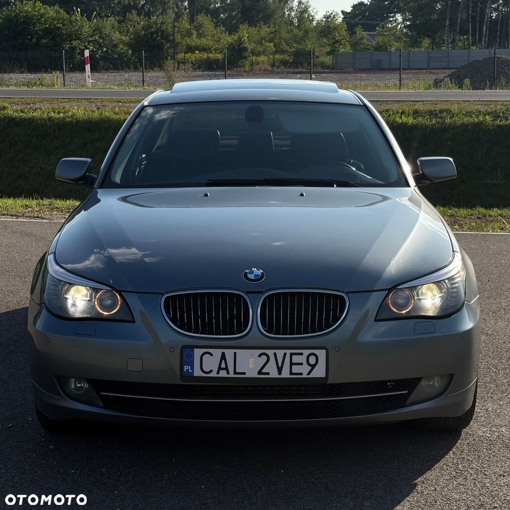BMW Seria 5 525d Edition Exclusive - 3