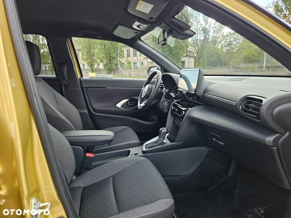 Toyota Yaris Cross Hybrid 1.5 Comfort - 16