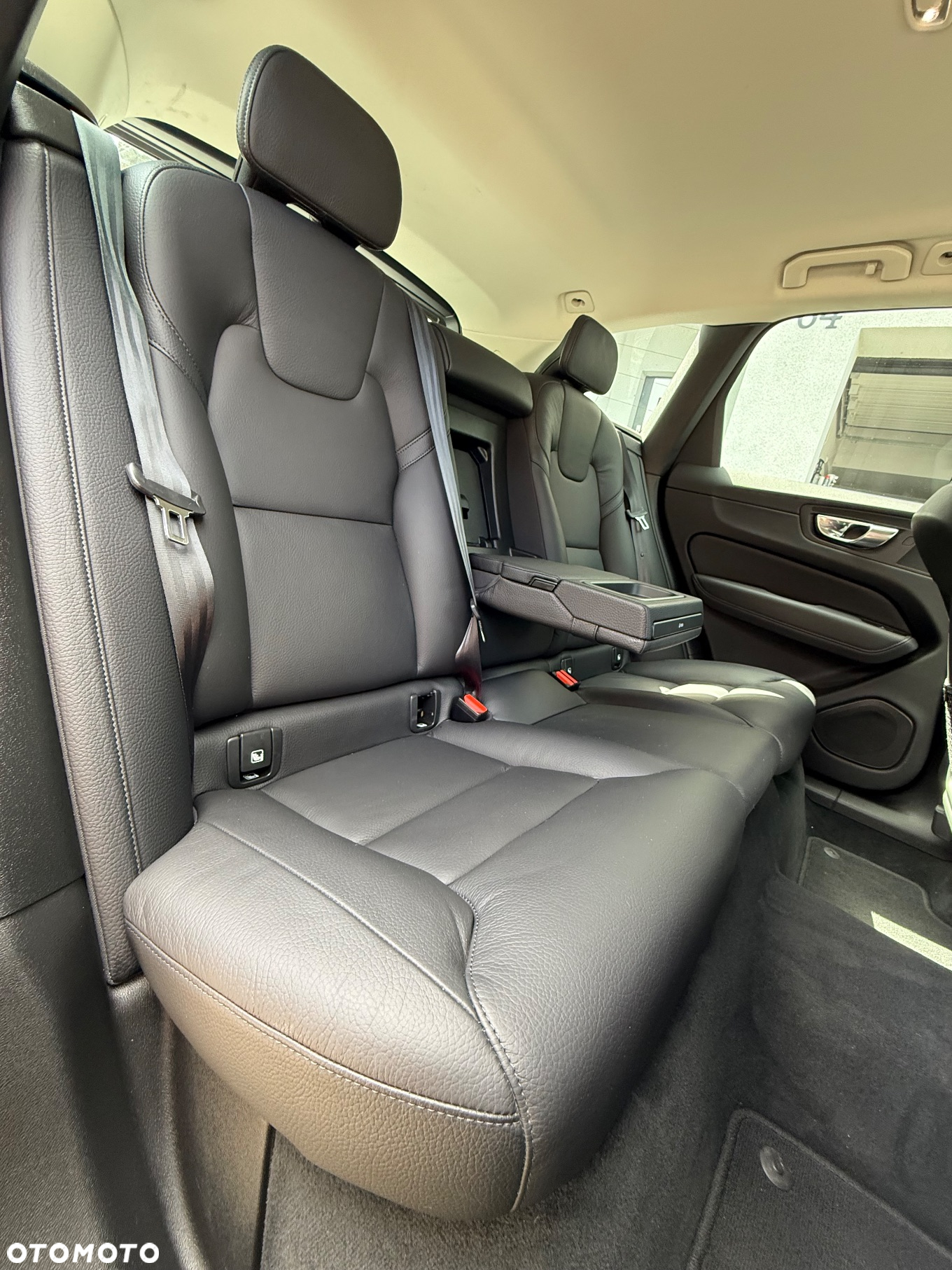 Volvo XC 60 - 25