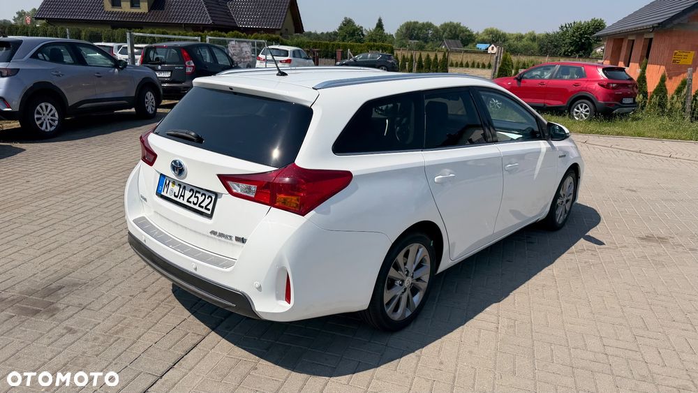 Toyota Auris - 10