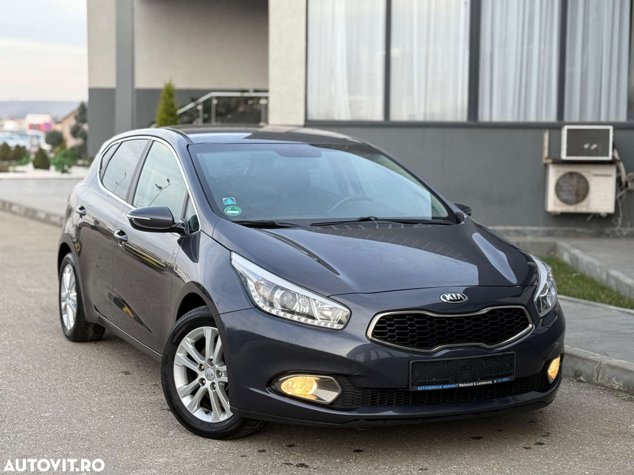 Kia Ceed - 14