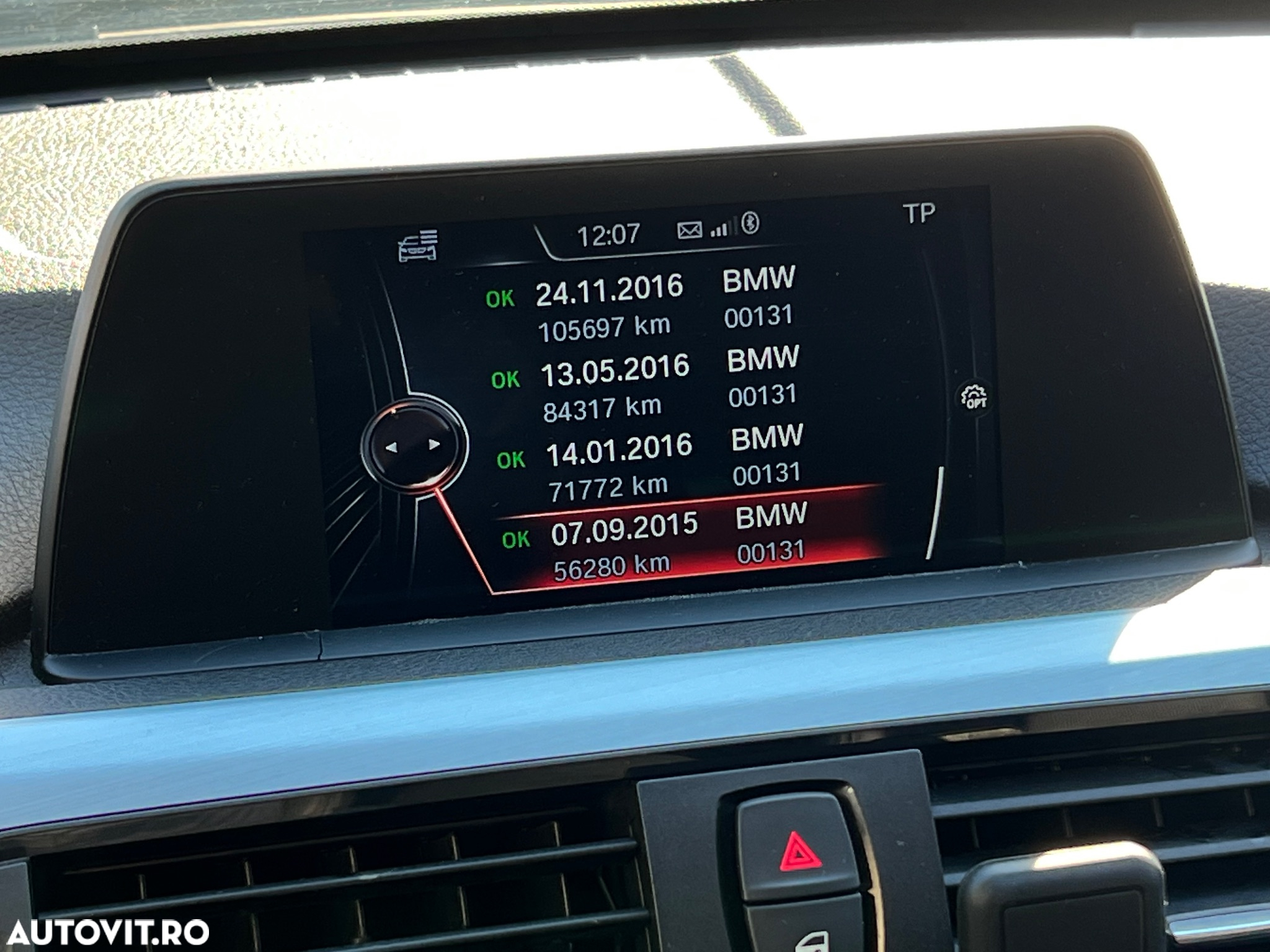 BMW Seria 3 320d Touring Aut. Modern Line - 29