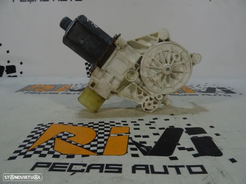 Motor Do Elevador De Vidros Bmw 4 Gran Coupe (F36)  0130822514 / 70460 - 1
