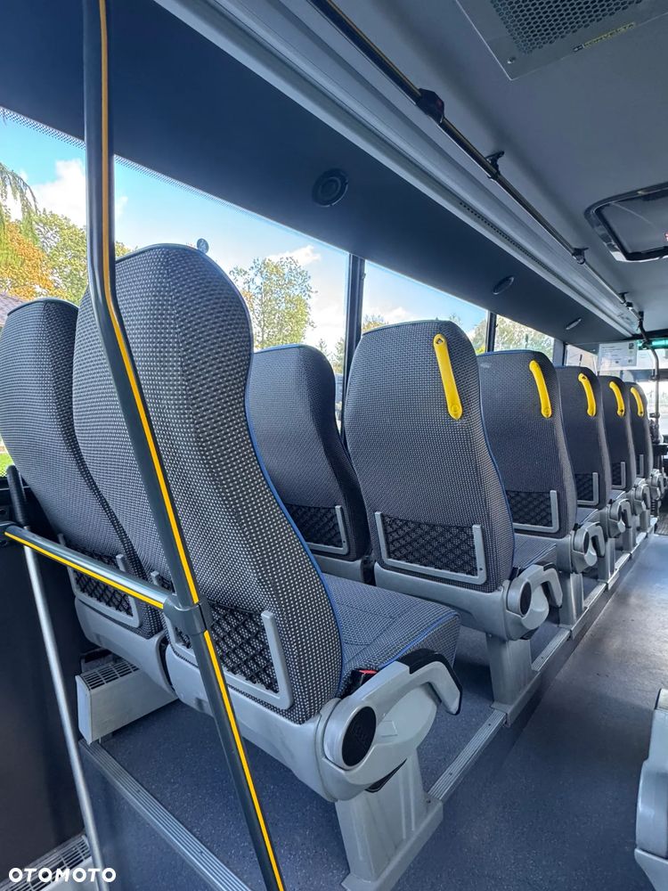 Iveco Daily Rapido Rossero 25+7 dla wózków inwalidzkich - 16