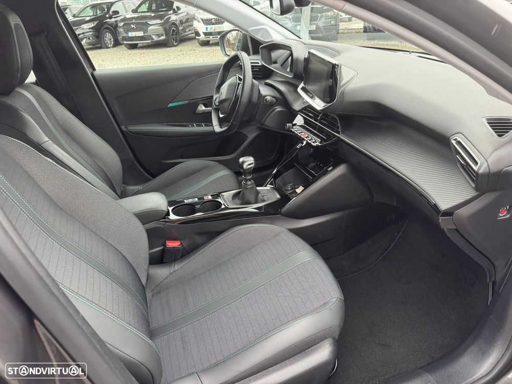 Peugeot 208 1.2 PureTech Allure - 11