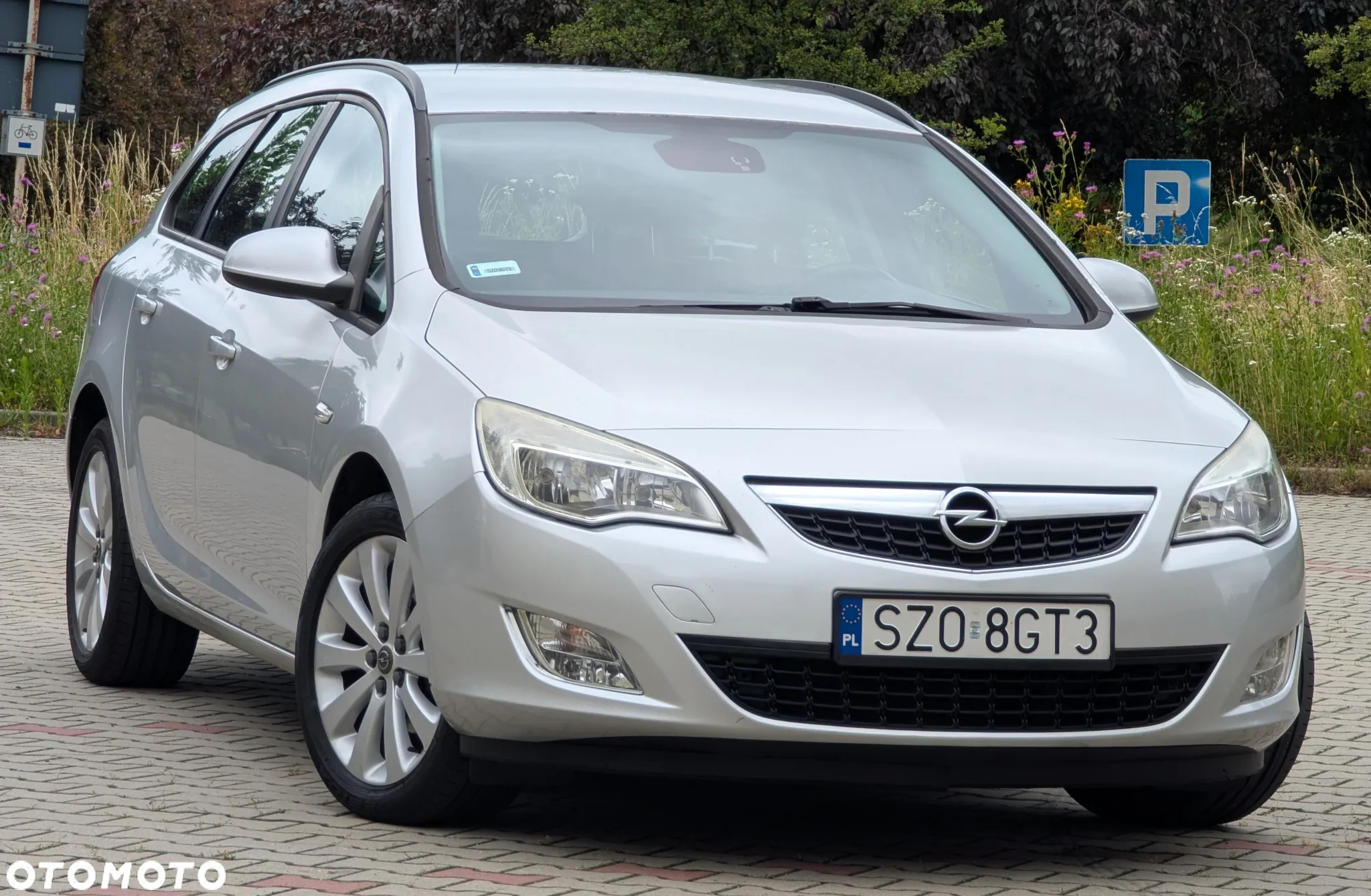 Opel Astra IV 1.4 T Sport - 11