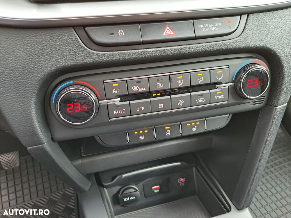 Kia XCeed 1.0 T-GDI 6MT City - 8